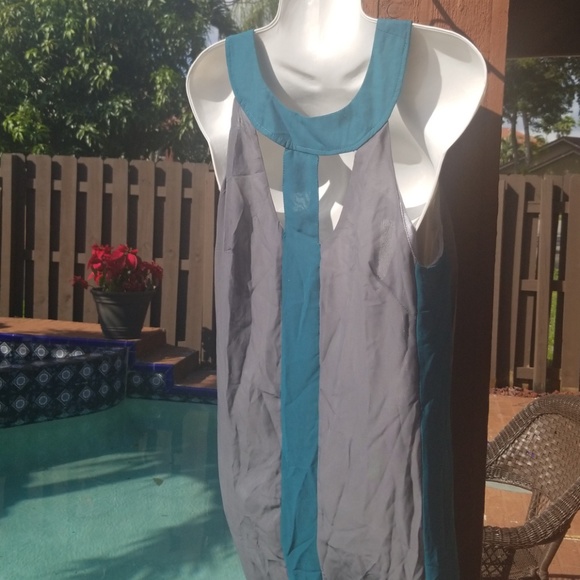 Dress - Picture 5 of 5